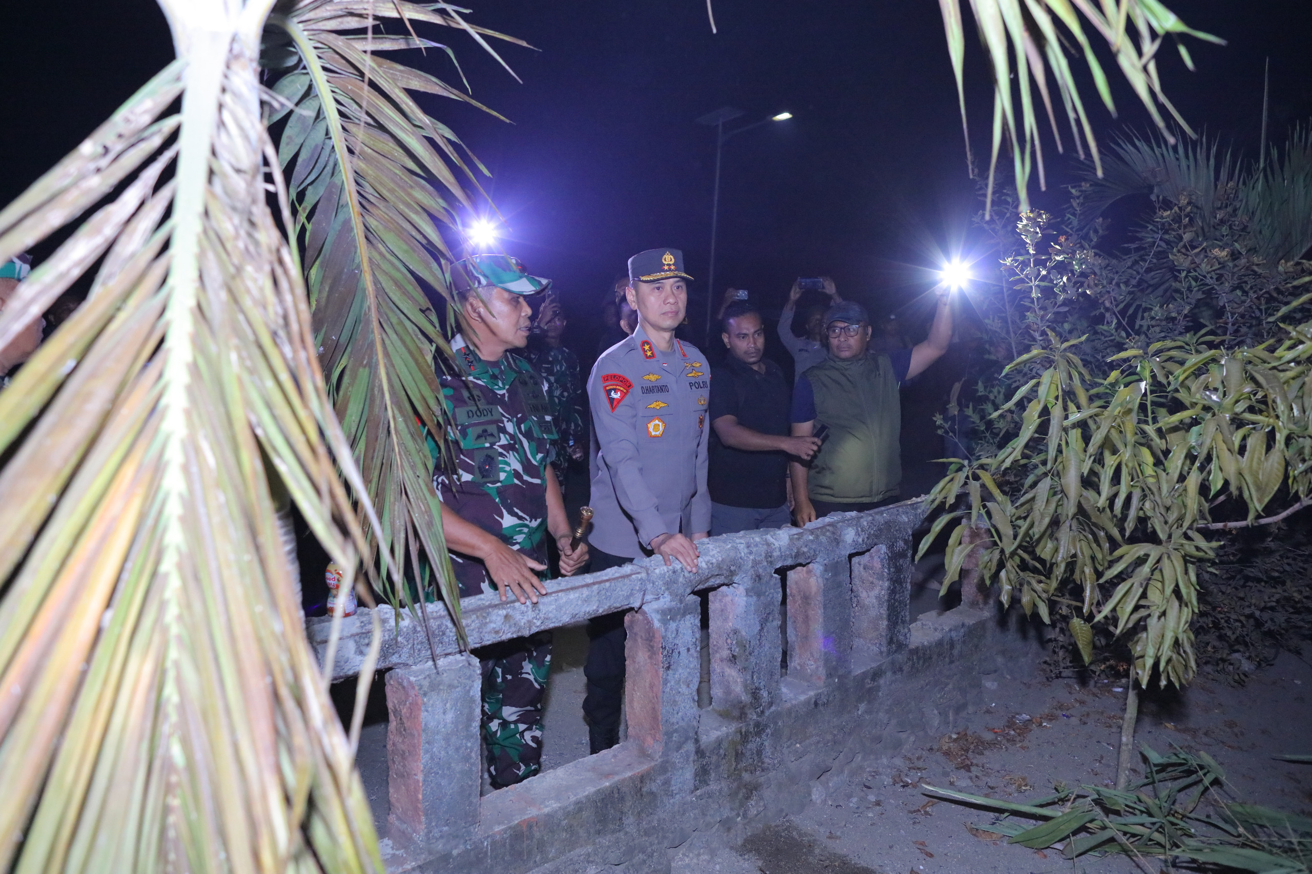 Kapolda Maluku dan Pangdam XV/Pattimura Turun ke Taniwel Redam Konflik Lisabata-Patahuwe, Warga Diminta Tidak Terprovokasi