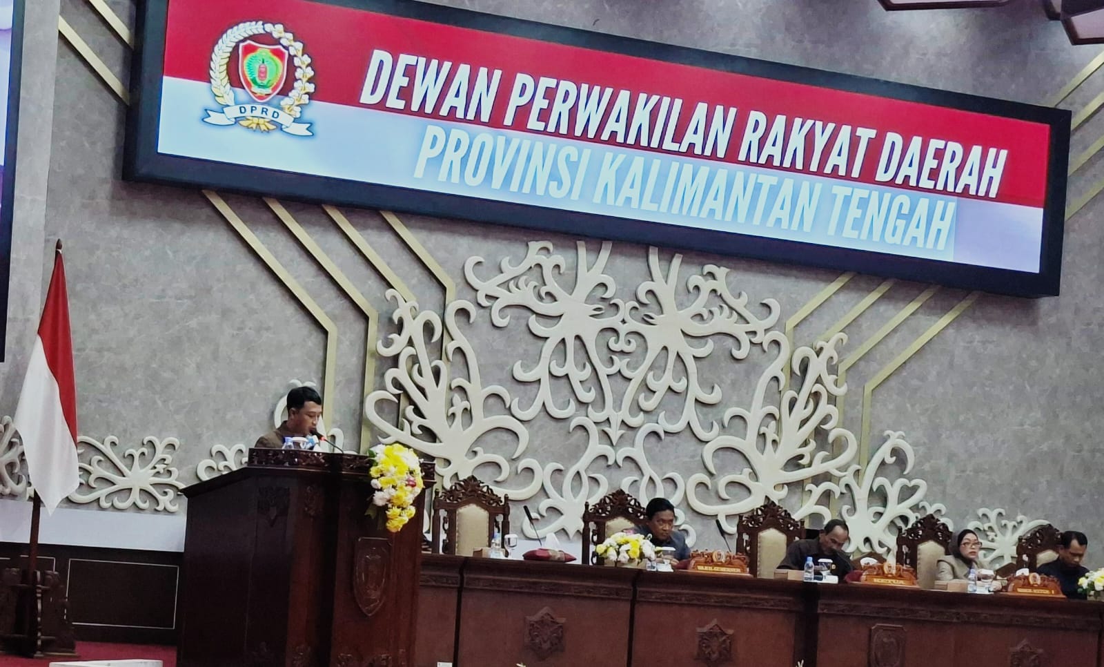 Fraksi PDIP DPRD Kalteng Minta Perubahan APBD 2026 Prioritaskan Jalan dan Sekolah Layak, Bukan Program Tanpa Urgensi