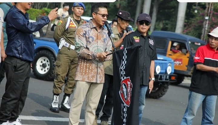 Bupati Bandung Lepas 60 Jimny JICO Menuju Pangalengan, Bawa Misi Sosial dan Pesan Jaga Alam