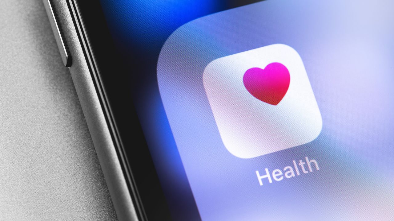Apple Health Bakal Pakai AI, Fitbit Jadi Peringatan Google Health