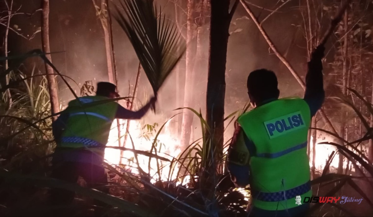Polisi dan Warga Padamkan Kebakaran Lahan di Karanganyar Kebumen, 1.205 Meter Persegi Hangus