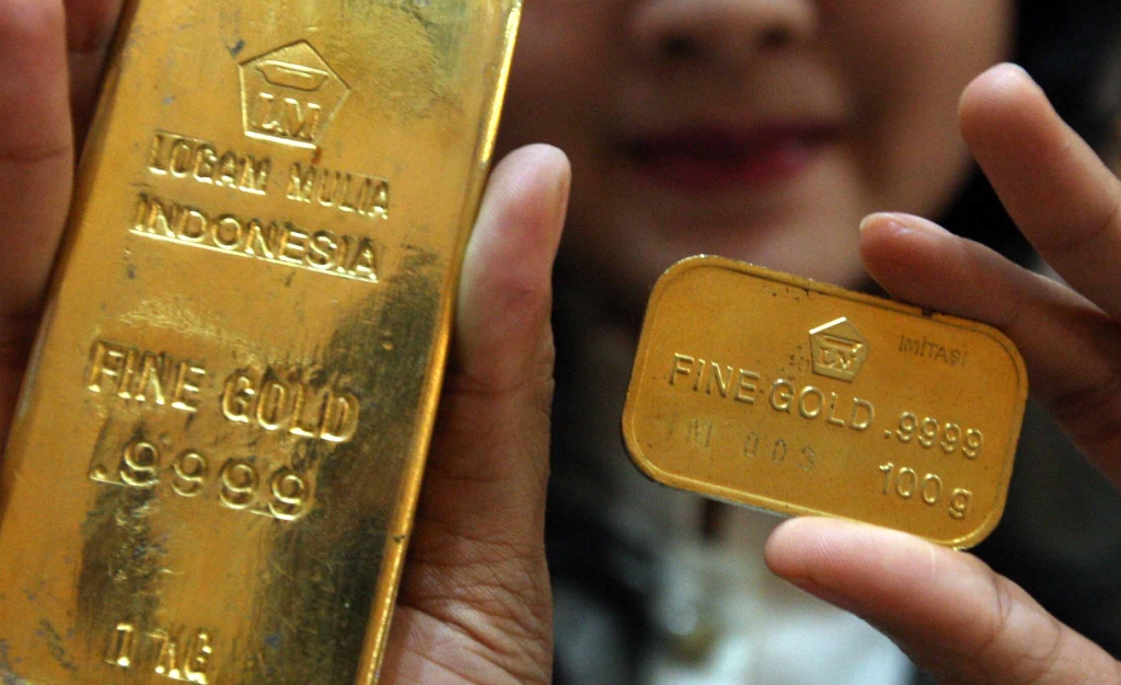Harga Emas Antam Stagnan di Rp2,604 Juta per Gram, Buyback Rp2,454 Juta