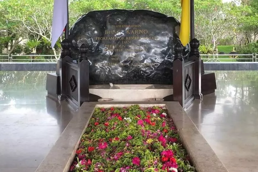 3 Tempat Bersejarah di Blitar yang Wajib Dikunjungi