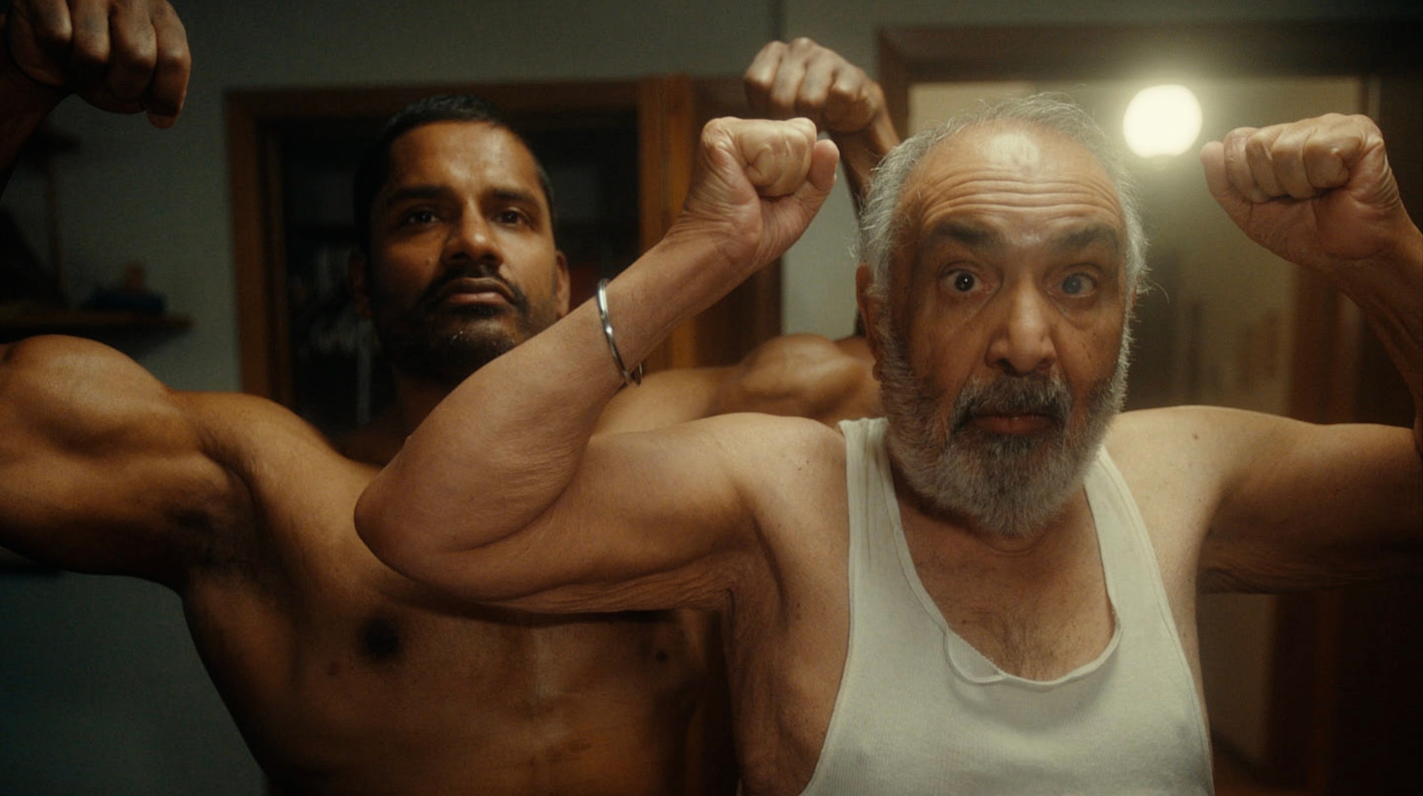 Strong Son Tayang Perdana di TIFF, Ian Bawa Angkat Duka Kehilangan Ayah