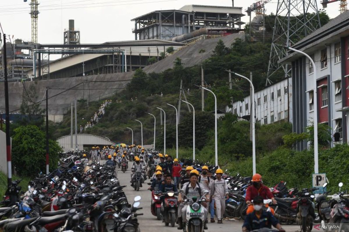 Presiden Prabowo Targetkan Mobil Listrik Nasional Produksi Massal 2028