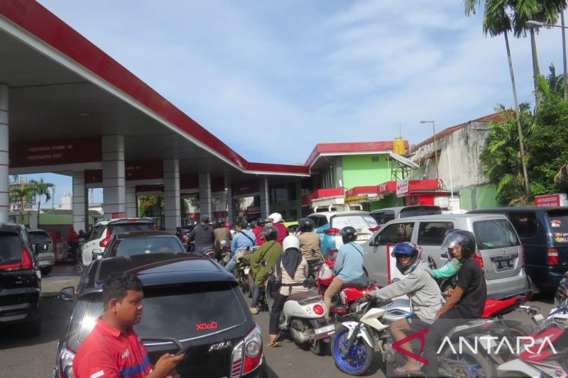 Harga Minyak Tembus 100 Dolar AS, Subsidi BBM 2026 Terancam Bengkak
