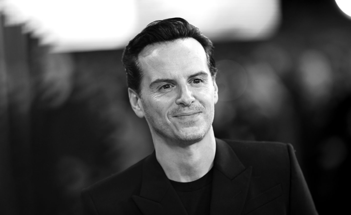 Andrew Scott Bintangi Film Layar Lebar Sea Wall, Syuting 19 Pertunjukan Off-Broadway