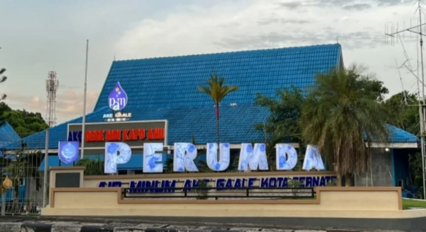 Pipa Induk Bocor, Pelayanan Air Perumda Ake Gaale Ternate Terganggu di Kastela dan Foramadiahi