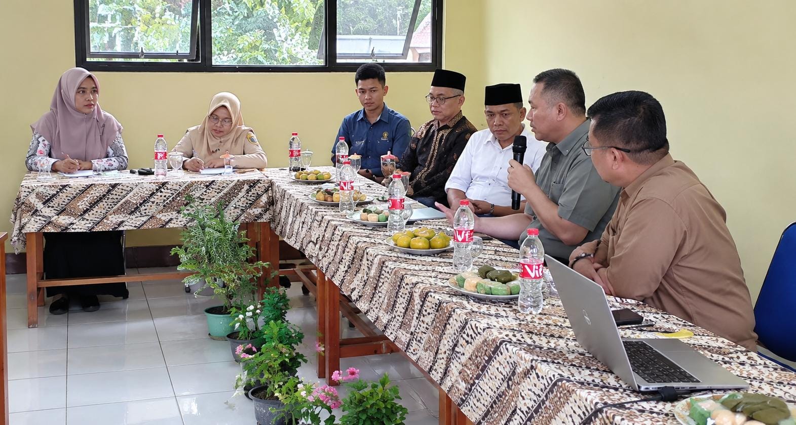 Parkir Siswa SMPN 1 Carenang Kembali di Dalam Sekolah, Infak Rp1.000 Ditegaskan Sukarela