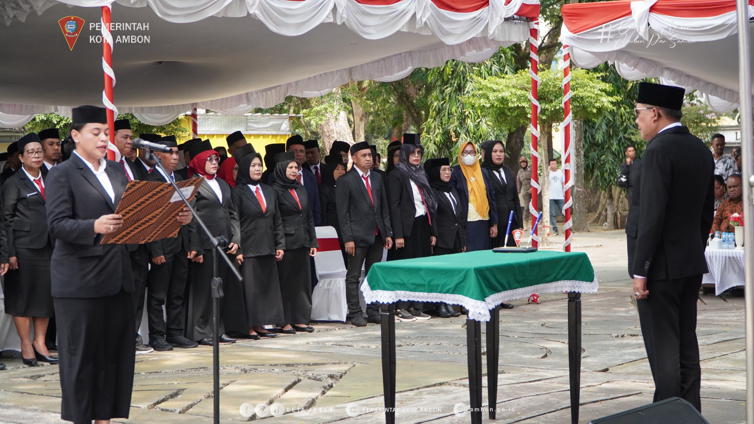 224 Pejabat Pemkot Ambon Dilantik, Wattimena Minta ASN Tinggalkan Sejarah Buruk dan Layani Warga di Kelurahan