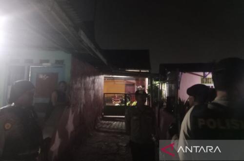 KPK Geledah Rumah Mertua Kontraktor Adi Sumarta di Tanah Patah, Dua Koper Dokumen Diamankan