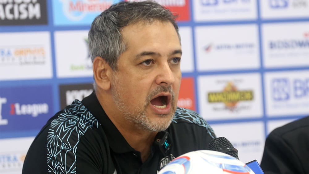 Arema FC Gagal Menang Usai Unggul 3-1, Marcos Santos Soroti Kelengahan