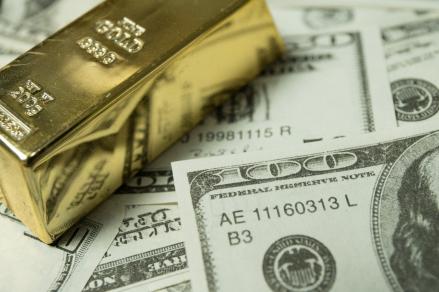 Harga Emas Spot Naik 0,75% ke USD4.349, The Fed Penentu Arah Pekan Ini