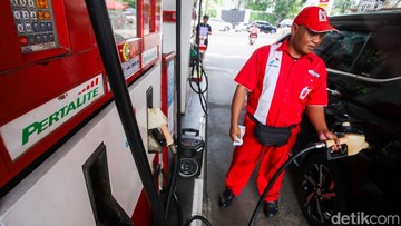 Minyak Dunia Tembus USD 100, Pertamina Pastikan Harga Pertalite-Solar Tak Naik