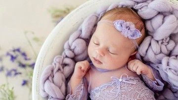150 Nama Bayi Terinspirasi Bunga Violet dan Artinya untuk Si Kecil
