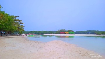 8 Aktivitas Seru di Pantai Pasir Perawan, Pulau Pari Jakarta