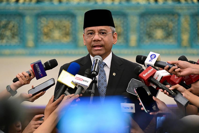 IHSG Ditutup Turun 0,10% ke 6.534, Asing Masih Net Sell Rp330 Miliar