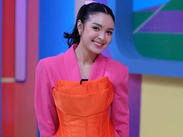 Claudia Andhara Ramai Dikuatkan Usai Foto Lamaran dengan Riza Syah Hilang