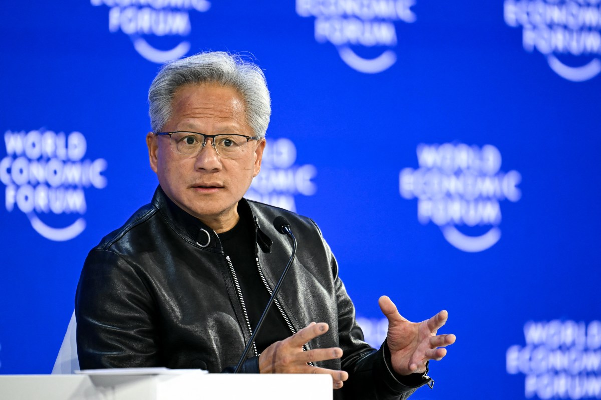 Bos Nvidia Telepon Trump di Panggung, Bahas Perlambatan AI