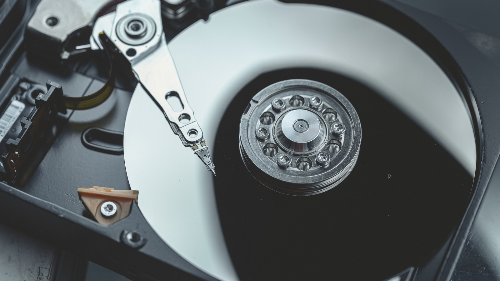 Cara Simpan Hard Disk Lama agar Data Tetap Aman Bertahun-tahun