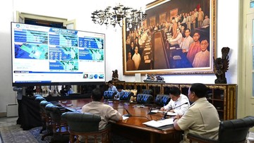 Prabowo Instruksikan Pencarian 8 Orang Hilang di Selat Sunda Dimaksimalkan