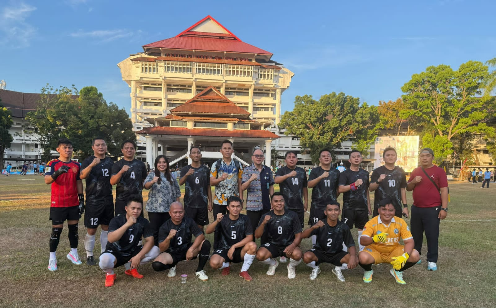 Dinas Dikda Sulut Pertahankan Gelar Juara Futsal HUT Provinsi, Bantai Setda 5-1 di Final
