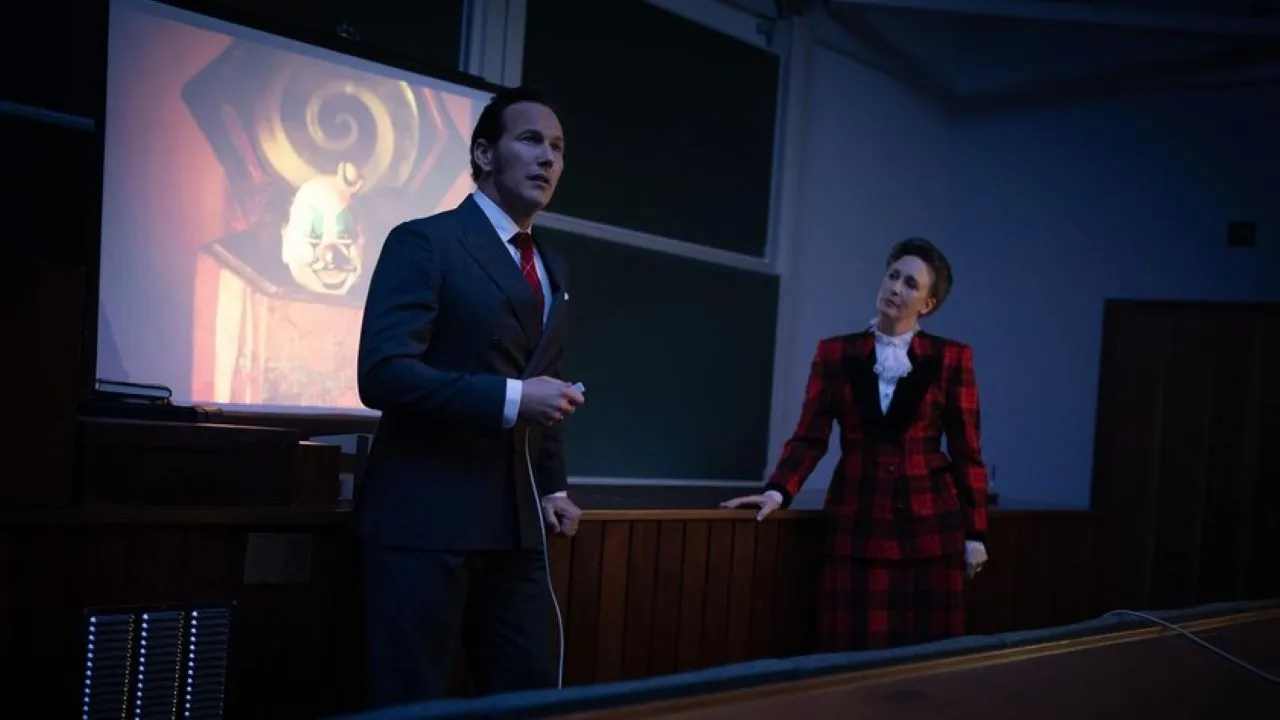 7 Film Horor Rumah Berhantu yang Ungkap Kejadian Masa Lalu