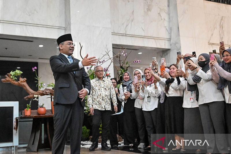 Suahasil Nazara Dilantik Jadi Menteri Keuangan, Hadapi Target Pertumbuhan 6 Persen dan Defisit 2,40 Persen di APBN 2027