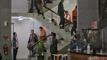 KPK Sita Rp 106,3 Miliar di OTT Suap HGB, 8 Tersangka Ditetapkan
