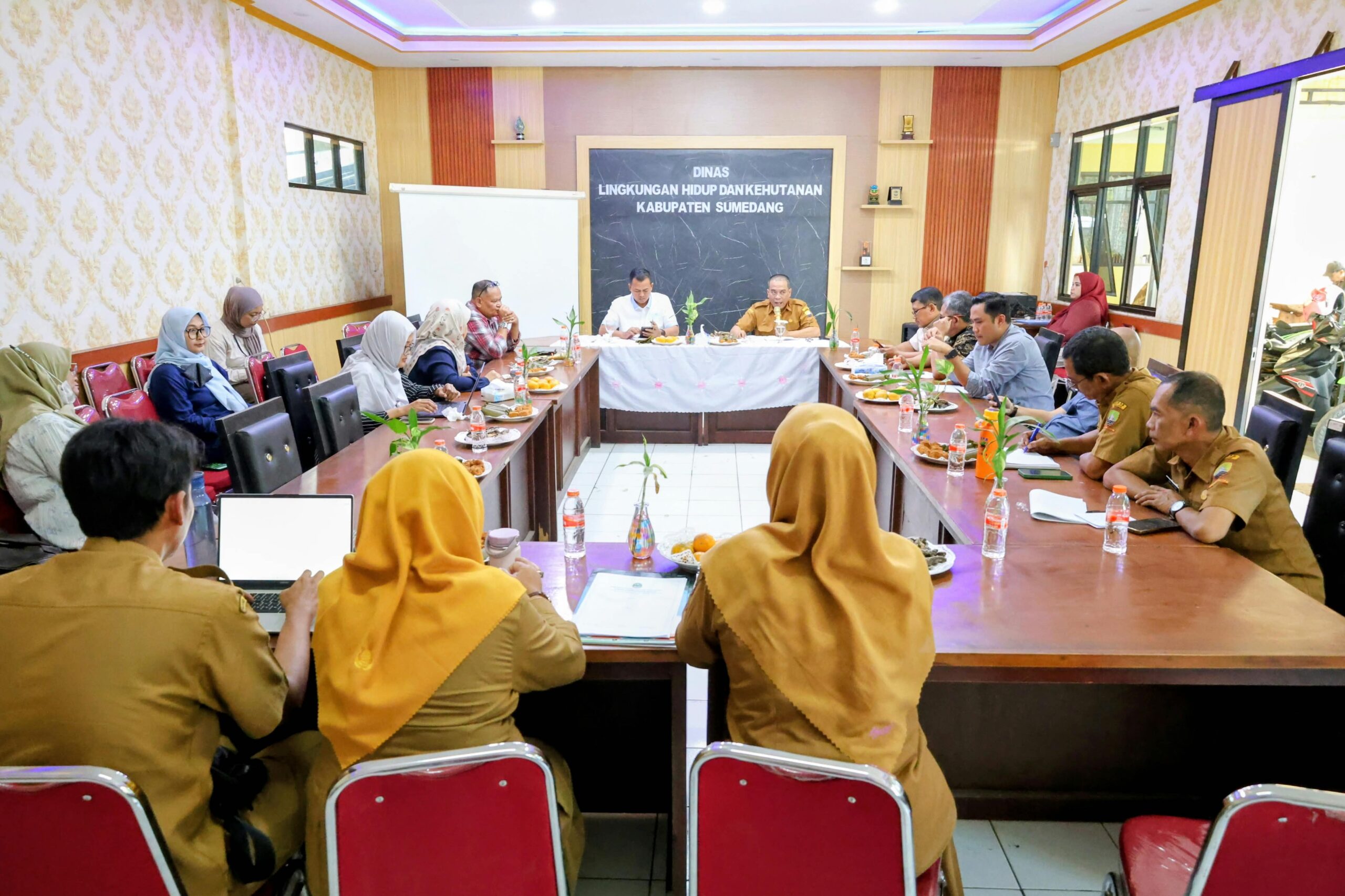 Pansus XV DPRD Jabar Temukan 3 Masalah Lingkungan di Sumedang, dari Sampah Cibeureum hingga Tambang Cimalaka