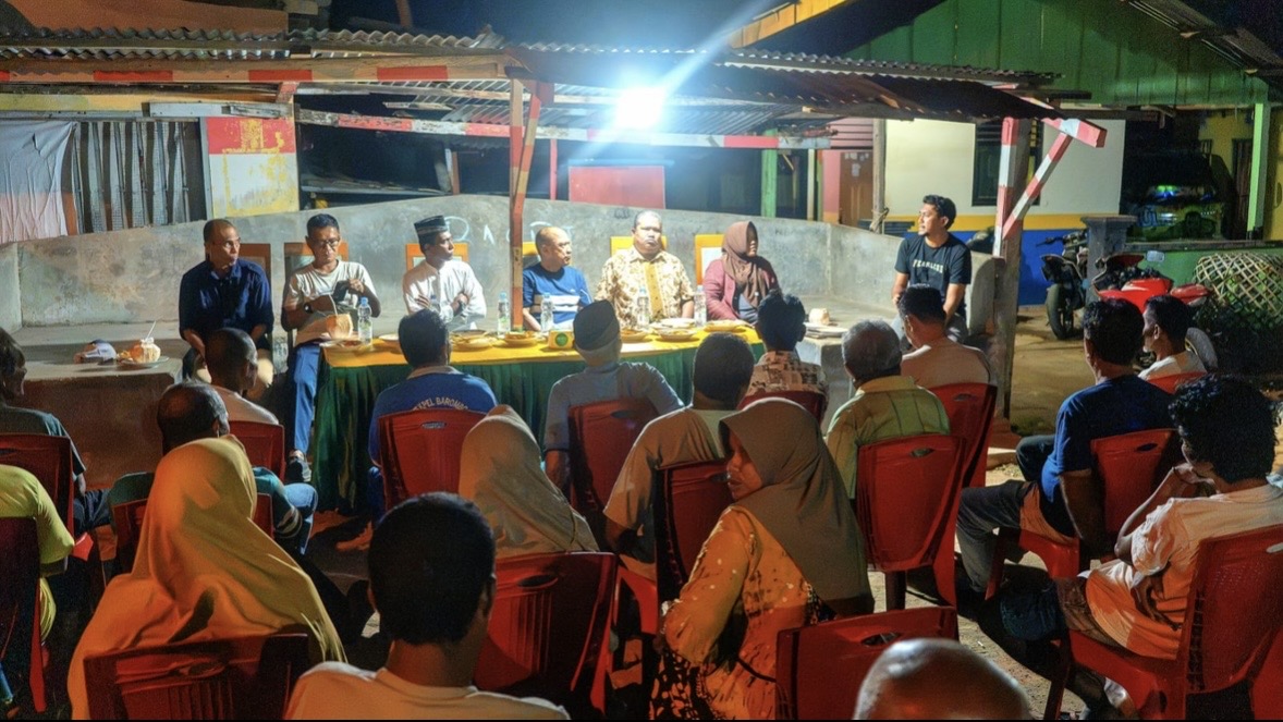 Bupati Morotai Rusli Sibua Sambangi Juanga–Pandanga, Tegaskan Tak Memihak Siapa pun Pascakonflik