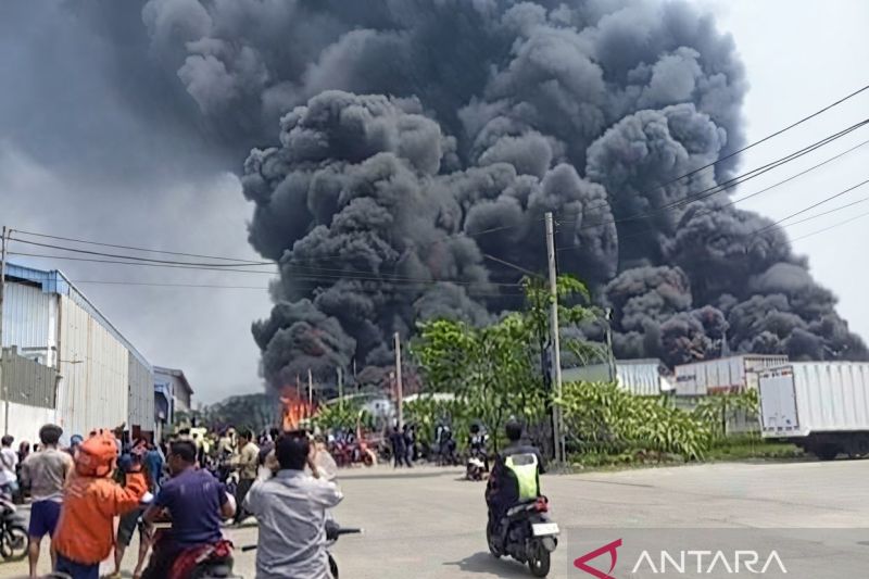 Operasional Bandara Soetta Normal usai Kebakaran Gudang di Kosambi