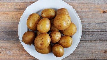 9 Makanan yang Sebaiknya Tak Disimpan di Kulkas