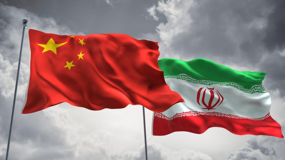 Tekanan Sanksi AS ke Iran, Araghchi Temui Wang Yi di Beijing