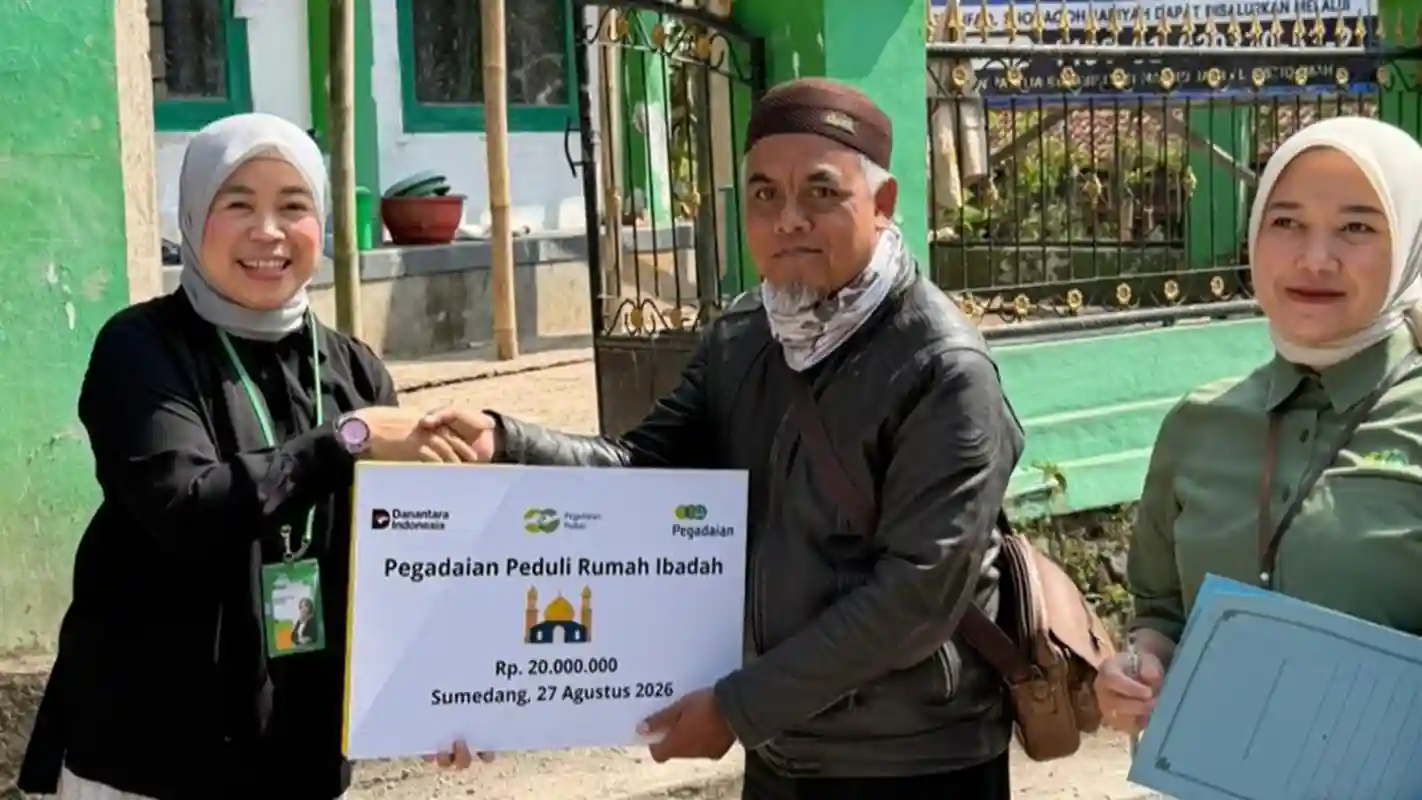 Pegadaian Salurkan Rp 20 Juta untuk Renovasi Masjid Jami' Al-Istiqomah Sumedang