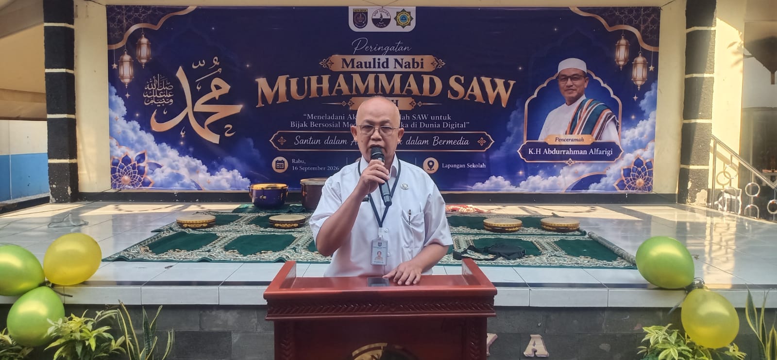 SMPN 9 Depok Peringati Maulid Nabi 1448 H, Ajak 1.000 Siswa Bijak Bermedia Sosial