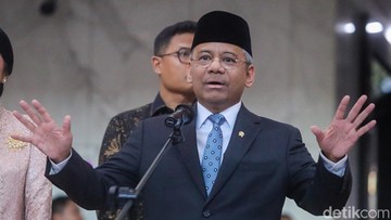 Suahasil Buka Suara soal Permintaan Batal Perombakan Pejabat DJP