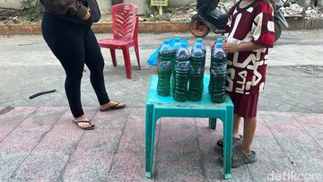 Fenomena Pertalite Eceran Rp 25 Ribu per 1,5 Liter di Makassar