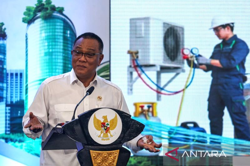 Menteri Jumhur Ajak Warga Jaga Ozon Lewat Empat Langkah Rumah Tangga