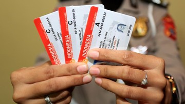 Sindikat SIM Palsu Riau Dibongkar, SIM B2 Dijual Rp1,7 Juta