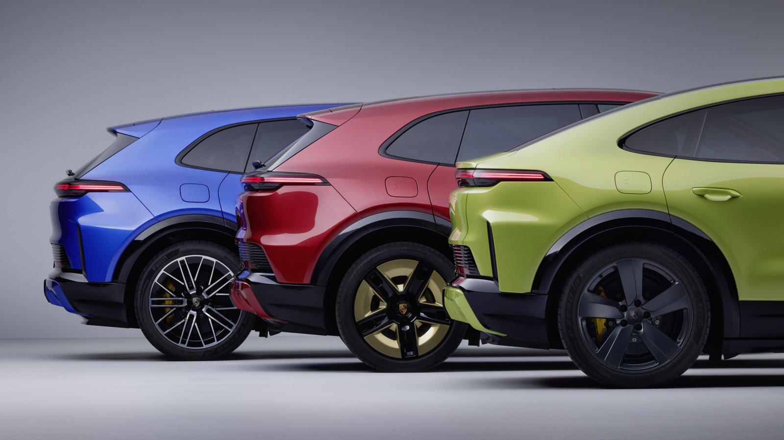 Porsche Cayenne Electric 2027 Tambah 92 Warna Paint to Sample dan Pintu Otomatis