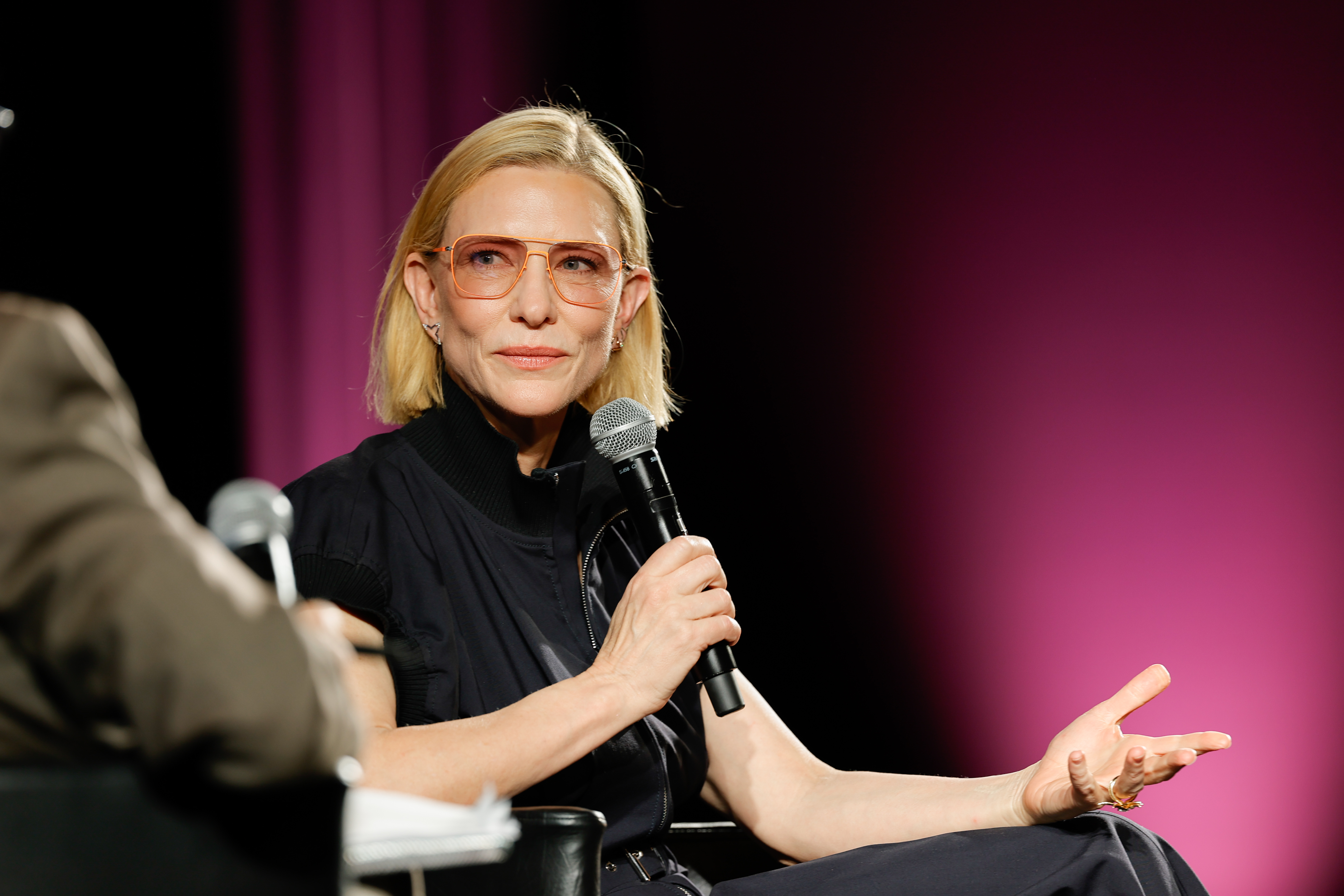 Cate Blanchett Hadiri Tokyo Film Festival Bawa 5 Film Pendek Displacement Fund