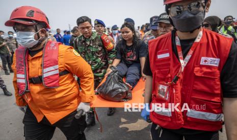 Pemprov Jabar Beri Uang Tunggu Rp7 Juta untuk 12 Korban Selamat Kapal Virgo