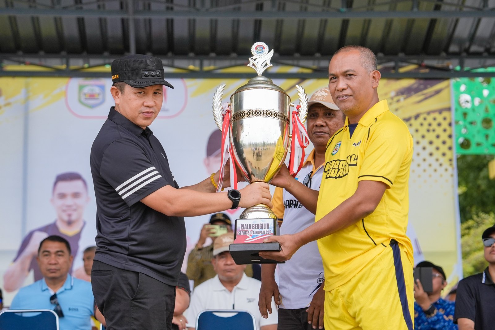 Bupati Morowali Iksan Buka Liga 4 Piala Bupati 2026, Minta Dispora Tak Terus Gelar di Bungku