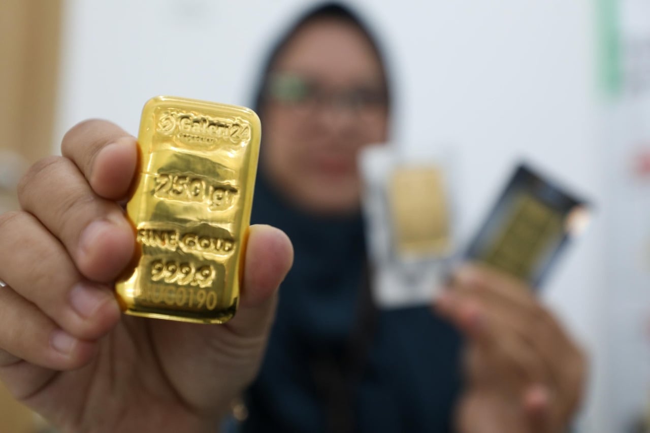 Sikap Hawkish The Fed Tekan Harga Emas, Peluang Beli di Tengah Ketidakpastian