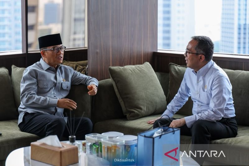 Kemdiktisaintek dan Kemendes Jajaki Kolaborasi Kampus-Dan Desa Tematik