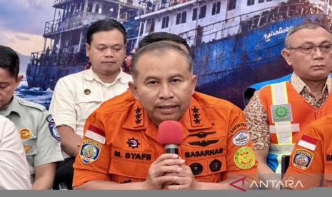 Tim Ahli Hong Kong dan AS Dikerahkan Basarnas untuk Salvage KM Virgo Transport 8