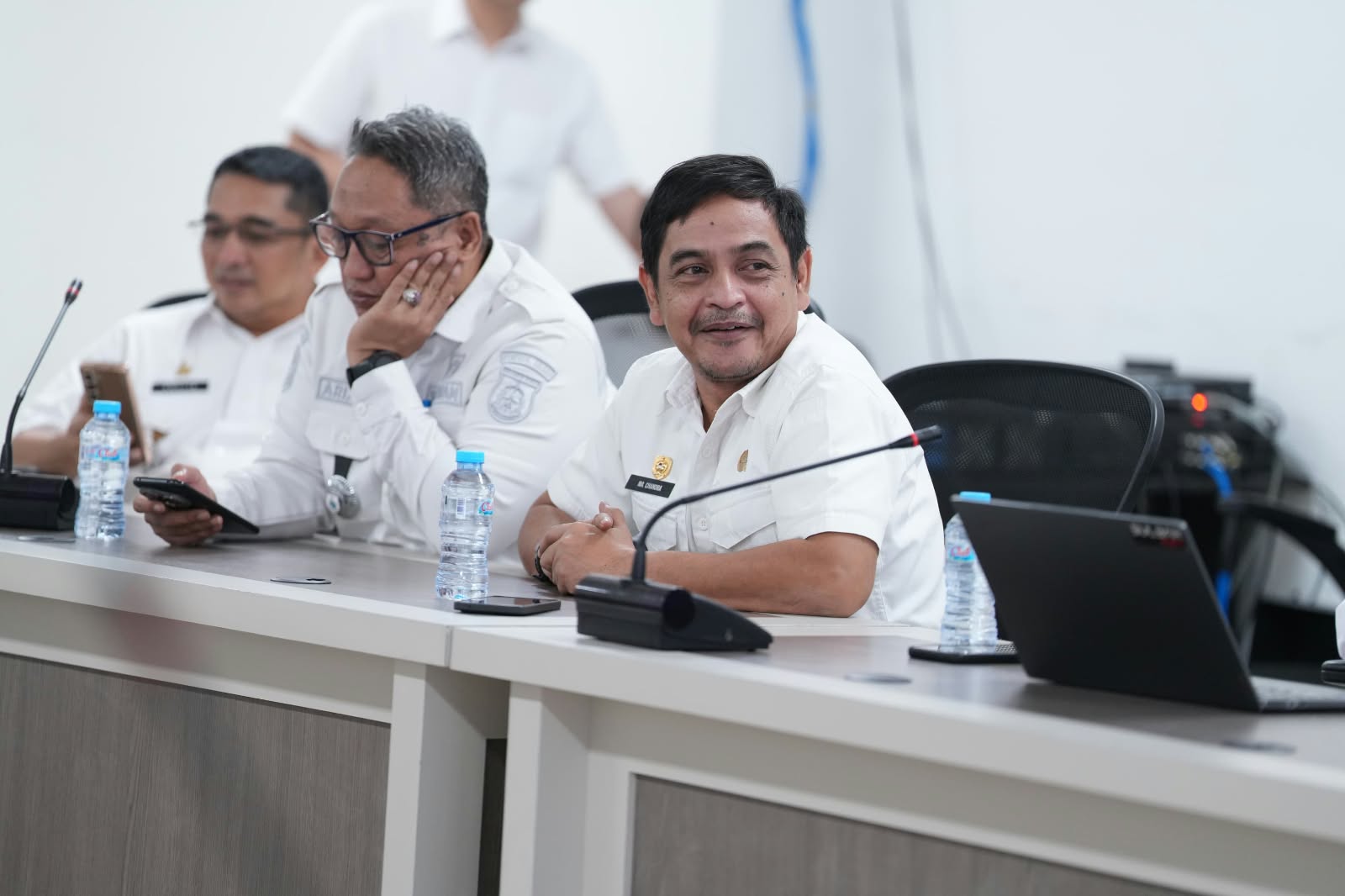 TAPD Sulbar Dampingi Sekda Junda Maulana Bahas APBD Perubahan 2026 di Rapat Kerja Banggar DPRD
