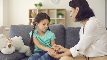 Mindfulness untuk Anak: Manfaat dan 12 Teknik yang Bisa Diajarkan