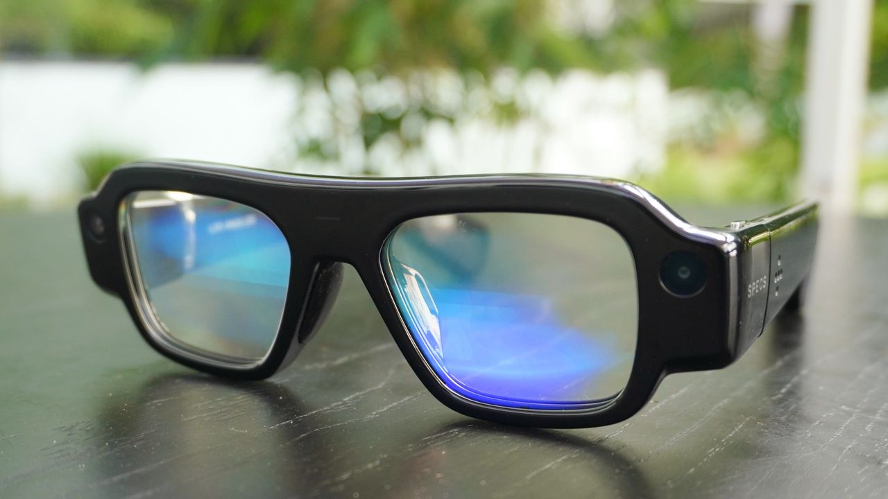 Snap Specs Resmi Dijual USD 2.195: Kacamata AR Mandiri Pertama Snap